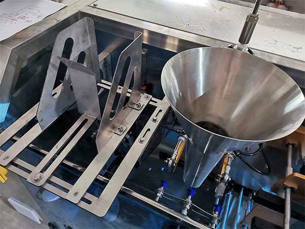 直線式榴莲视频免费观看主機