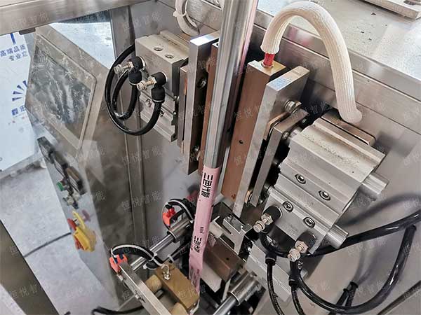 全自動立式榴莲视频免费观看調試應注意的幾個方麵